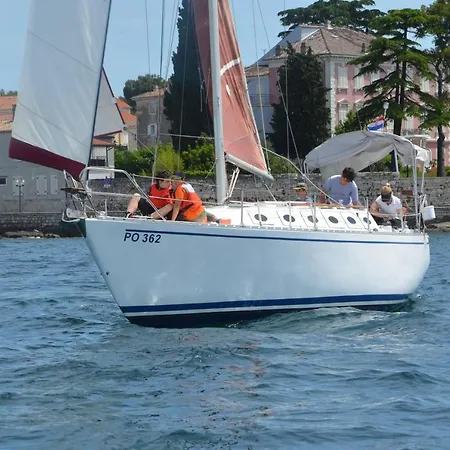 アパート Ghedas *