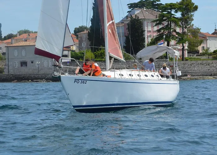 Апартаменты Ghedas *